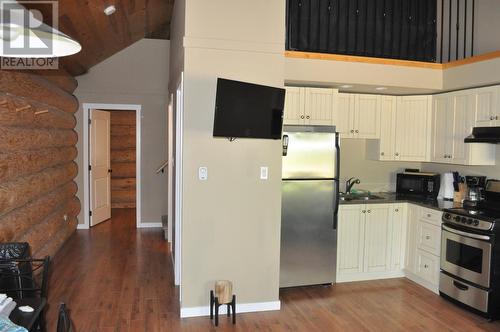 5485 Lac Le Jeune Road Unit# 24, Kamloops, BC - Indoor Photo Showing Kitchen