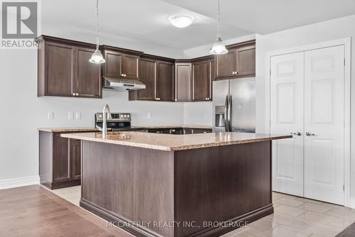 56 Farmington Crescent, Belleville, ON - Indoor Photo Showing Kitchen With Upgraded Kitchen