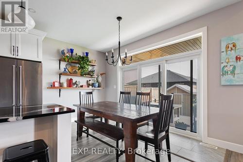 83 Essex Drive N, Belleville, ON - Indoor Photo Showing Dining Room