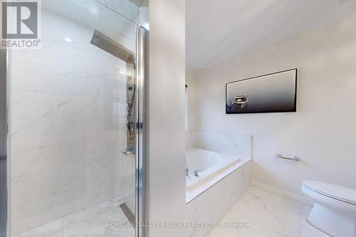 6 Durling Rock Street, Ajax, ON - Indoor Photo Showing Bathroom