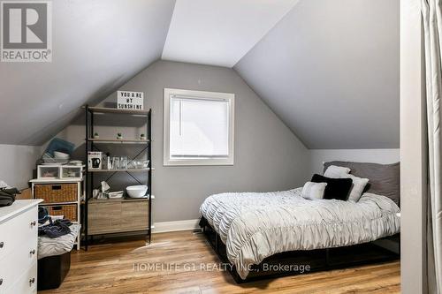 3161 Peter Street, Windsor, ON - Indoor Photo Showing Bedroom