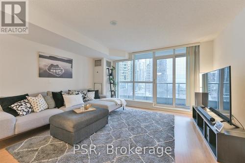 1102 - 8 York Street, Toronto, ON - Indoor Photo Showing Living Room