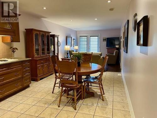 24 Metcalfe Street, Thorold, ON - Indoor Photo Showing Dining Room