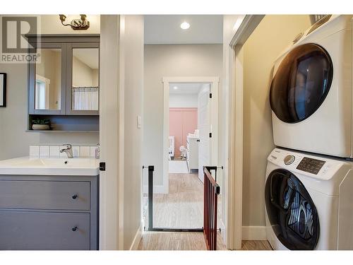 3315 Mcmurchie Road, West Kelowna, BC - Indoor Photo Showing Laundry Room