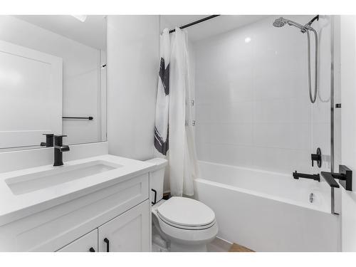 48 16467 23A Avenue, Surrey, BC - Indoor Photo Showing Bathroom