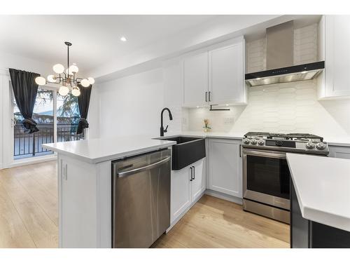 48 16467 23A Avenue, Surrey, BC - Indoor Photo Showing Kitchen With Stainless Steel Kitchen With Upgraded Kitchen