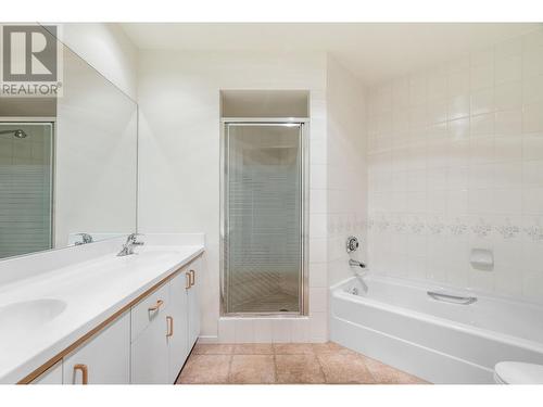 414 1150 Quayside Drive, New Westminster, BC - Indoor Photo Showing Bathroom