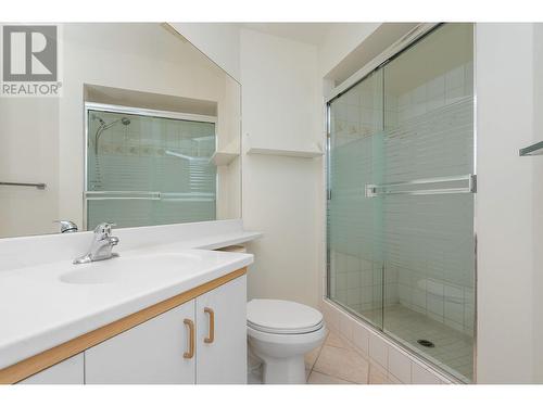 414 1150 Quayside Drive, New Westminster, BC - Indoor Photo Showing Bathroom