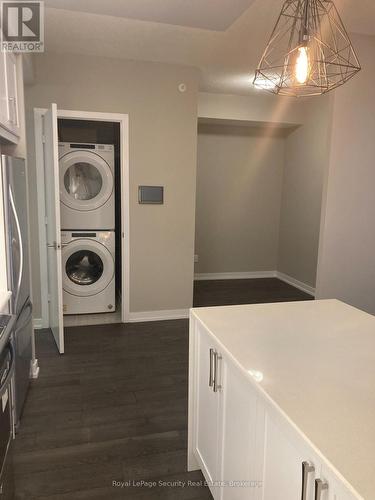 210 - 50 Ann Street, Caledon, ON - Indoor Photo Showing Laundry Room