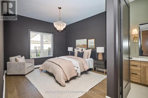 16 Butternut Crescent, Fort Erie (335 - Ridgeway), ON - Indoor Photo Showing Bedroom