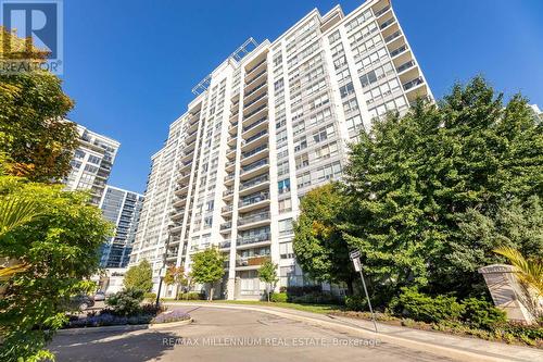 502 - 50 Disera Drive, Vaughan, ON - Outdoor With Balcony With Facade