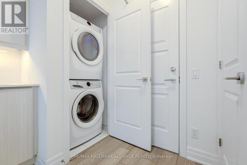 2203 - 36 Elm Drive E, Mississauga, ON - Indoor Photo Showing Laundry Room