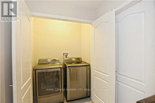 148 Buick Boulevard, Brampton, ON - Indoor Photo Showing Laundry Room