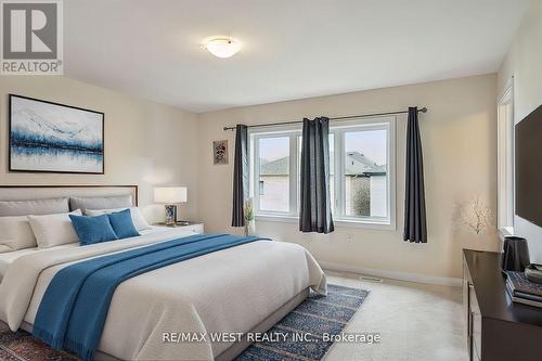 17 Wintergreen Crescent, Haldimand, ON - Indoor Photo Showing Bedroom