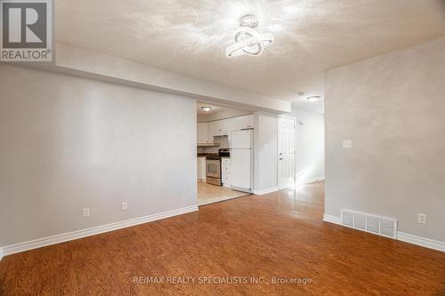 10 - 688 Exeter Road, London, ON - Indoor Photo Showing Other Room