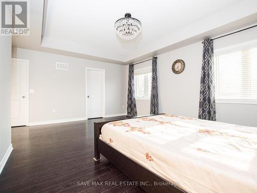 23 Chaumont Drive, Hamilton, ON - Indoor Photo Showing Bedroom