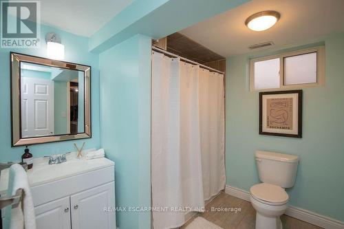 Lower - 551 Barnaby Street, Hamilton, ON - Indoor Photo Showing Bathroom