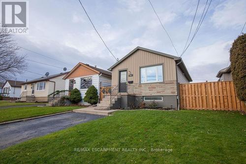 Lower - 551 Barnaby Street, Hamilton, ON - Outdoor With Facade