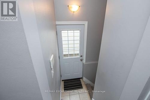 Lower - 551 Barnaby Street, Hamilton, ON - Indoor Photo Showing Other Room