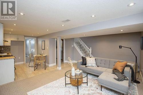 Lower - 551 Barnaby Street, Hamilton, ON - Indoor Photo Showing Living Room