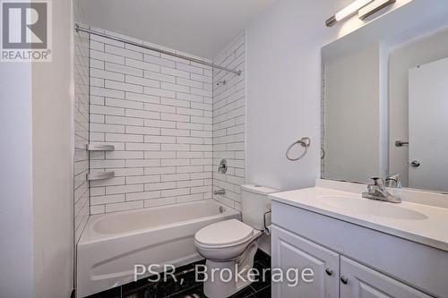 F - 520 Sunnydale Place, Waterloo, ON - Indoor Photo Showing Bathroom