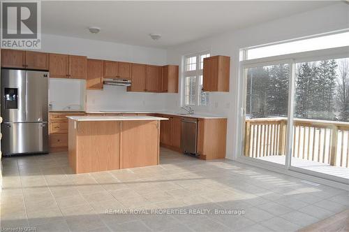 65 Summer Breeze Drive, Quinte West, ON - Indoor Photo Showing Kitchen