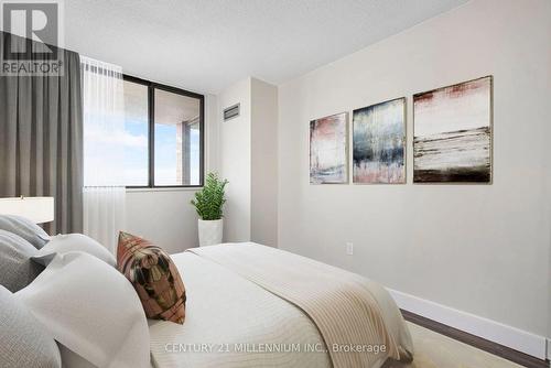 38 - 33 Burns Drive, Guelph, ON - Indoor Photo Showing Bedroom