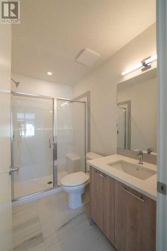 504, 857 Belmont Drive Sw, Calgary, AB - Indoor Photo Showing Bathroom