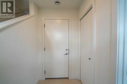 504, 857 Belmont Drive Sw, Calgary, AB - Indoor Photo Showing Other Room