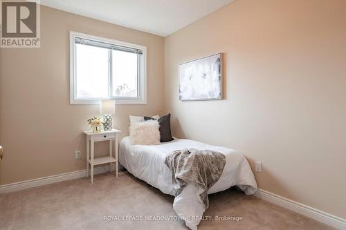 8 Cranmore Court, Brampton, ON - Indoor Photo Showing Bedroom