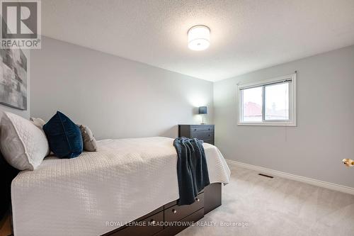 8 Cranmore Court, Brampton, ON - Indoor Photo Showing Bedroom