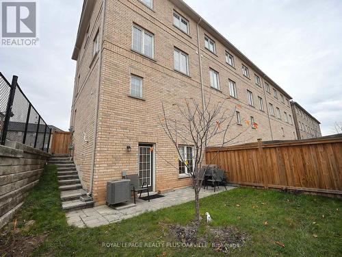 90 - 2280 Baronwood Drive, Oakville, ON - Outdoor With Exterior