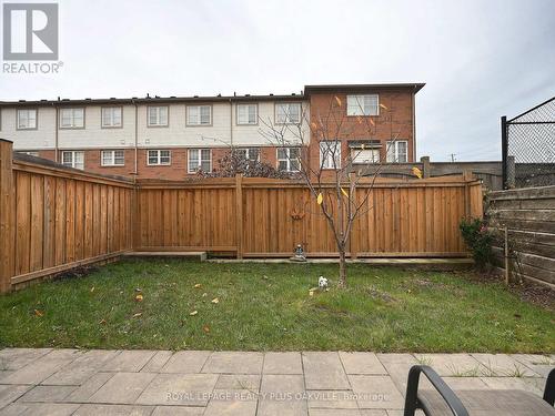 90 - 2280 Baronwood Drive, Oakville, ON - Outdoor