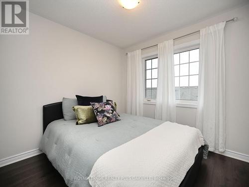 90 - 2280 Baronwood Drive, Oakville, ON - Indoor Photo Showing Bedroom