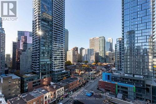 201 - 8 Wellesley Street, Toronto, ON - Outdoor With Facade