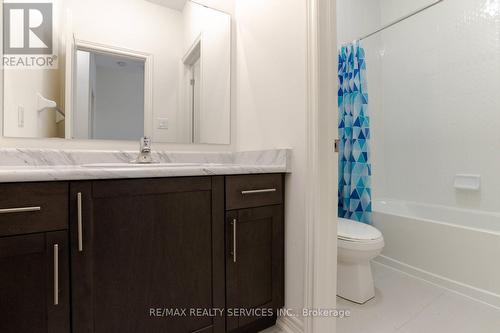 18 Truffle Court, Brampton, ON - Indoor Photo Showing Bathroom