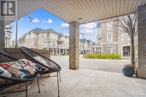 83 - 2435 Greenwich Drive, Oakville, ON - Outdoor