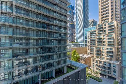 1002 - 45 Charles Street E, Toronto, ON - Outdoor