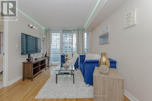 1607 - 1 Elm Drive, Mississauga, ON - Indoor