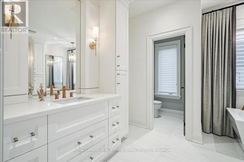 3272 Post Road, Oakville, ON - Indoor Photo Showing Bathroom