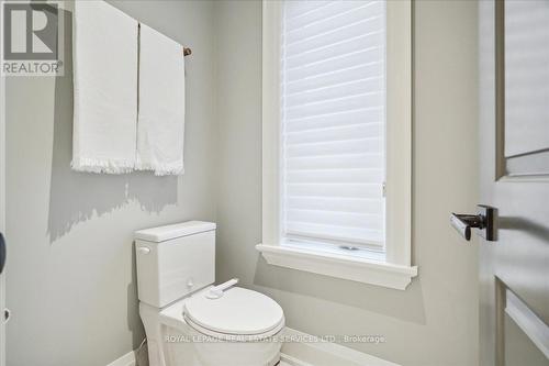 3272 Post Road, Oakville, ON - Indoor Photo Showing Bathroom