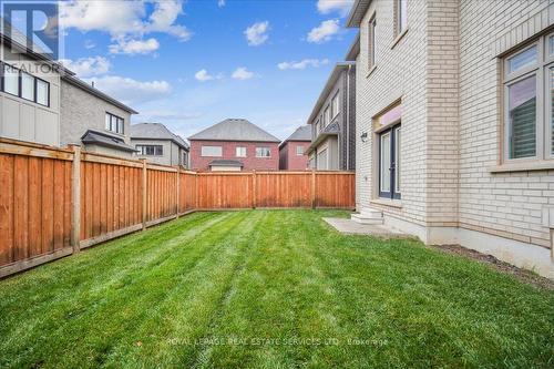 3272 Post Road, Oakville, ON - Outdoor