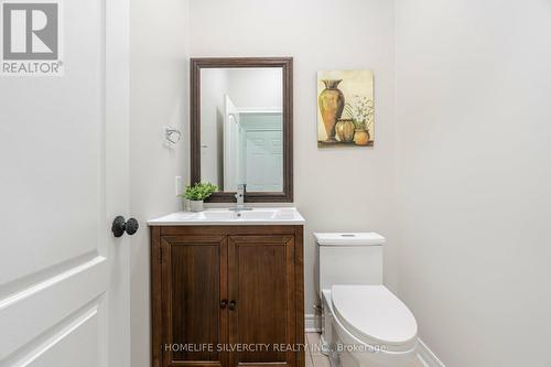 35 Niceview Drive, Brampton, ON - Indoor Photo Showing Bathroom