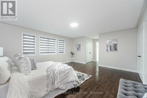 35 Niceview Drive, Brampton, ON - Indoor Photo Showing Bedroom