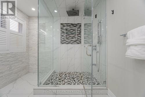 35 Niceview Drive, Brampton, ON - Indoor Photo Showing Bathroom