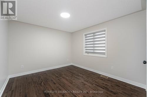 35 Niceview Drive, Brampton, ON - Indoor Photo Showing Other Room