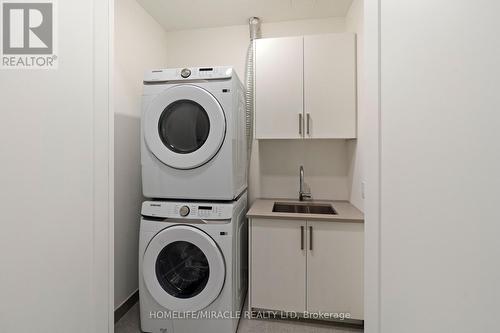 605 - 42 Mill Street, Halton Hills, ON - Indoor Photo Showing Laundry Room