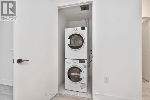 230 - 2450 Old Bronte Road, Oakville, ON - Indoor Photo Showing Laundry Room