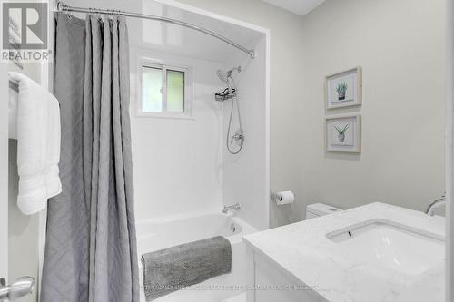 42 Ellis Drive, Brampton, ON - Indoor Photo Showing Bathroom