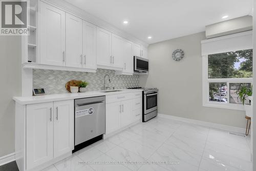 42 Ellis Drive, Brampton, ON - Indoor Photo Showing Kitchen